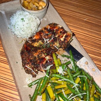 JW's Patio - Caribbean Chicken - New American Near Me - Beaumont, Texas