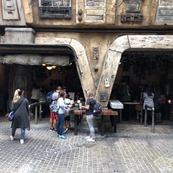 Kat Saka's Kettle - Best Grain Based Snack On Batuu!
