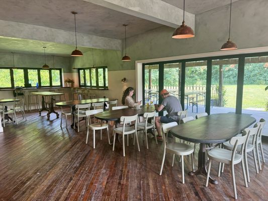 Suarez Family Brewery by null