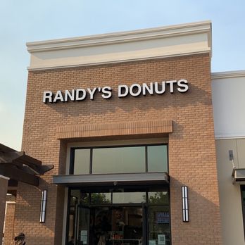 Randy's Donuts - Donuts Near Me - Torrance, California Randy's Donuts - Donuts Near Me - Torrance, California