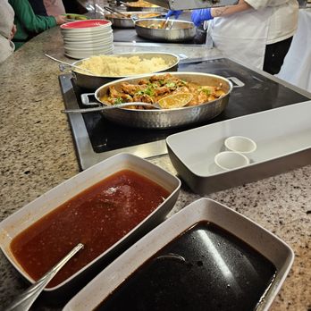 Chef Mickey's - American Near Me - Lake Buena Vista, Florida
