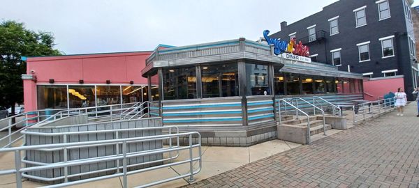 Sugar n’ Spice Diner by null