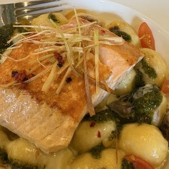 Tony's Taverna - Salmon with Gnocchi - Burgers Near Me - Three Rivers, California