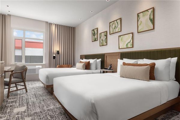 Hotel Railwayparc Montreal, Tapestry Collection by Hilton by null