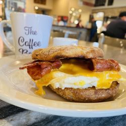212 Cafe - Delicious breakfast!!