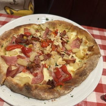 Frugatti's - Sicilian Luau Pizza - Italian Near Me - Bakersfield, California