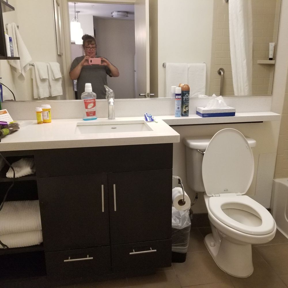 Sonesta Simply Suites Phoenix Tempe - Bathroom - Hotels Near Me - Tempe, Arizona Sonesta Simply Suites Phoenix Tempe - Bathroom - Hotels Near Me - Tempe, Arizona