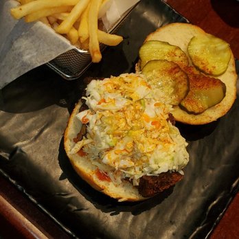 Black Walnut - Nashville Sandwich - New American Near Me - Houston, Texas