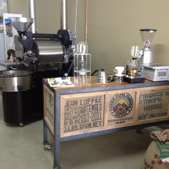 Blynzz Coffee Roasters - Breakfast & Brunch Near Me - Beechworth, VIC Blynzz Coffee Roasters - Breakfast & Brunch Near Me - Beechworth, VIC