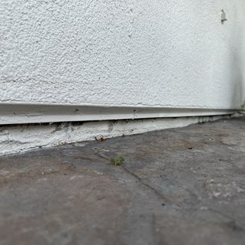 Freedom lath and Plastering - Area at the base that I thought needed repair. - Stucco Services Near Me - Los Angeles, California Freedom lath and Plastering - Area at the base that I thought needed repair. - Stucco Services Near Me - Los Angeles, California
