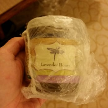 Ali'i Kula Lavender - Re wrapped leaky honey bottle, dissapointed - Tours Near Me - Kula, Hawaii