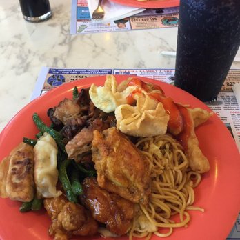 The Great Wall - Loaded plate, buffet - Chinese Near Me - Tehachapi, California