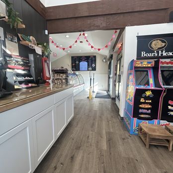 Bad Guy Bagels - Inside - Bagels Near Me - Geneva, Illinois Bad Guy Bagels - Inside - Bagels Near Me - Geneva, Illinois