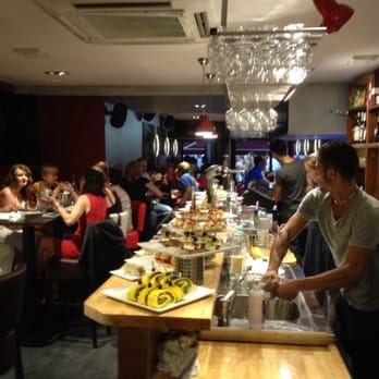 L'Extrapade - musique ,sourire ,bonne ambiance , des pintxos et des petits plats ,des cocktails ,sangria, punch Que demander de plus - Burgers Near Me - Toulouse, 31