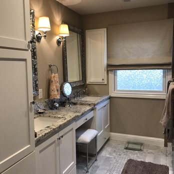 Gracon Construction - a bathroom with marble countertops - General Contractors Near Me Gracon Construction - a bathroom with marble countertops - General Contractors Near Me