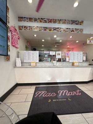 Mac Mart by null