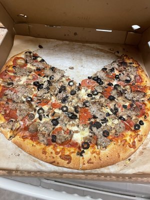 Pizza Maria by null