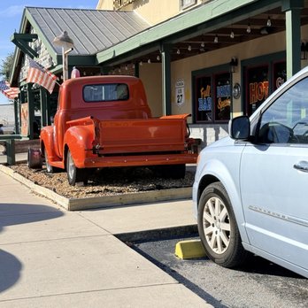 Cody's Original Roadhouse - Decor - New American Near Me - Sebring, Florida