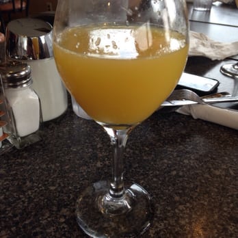 The Best Breakfast Cafe - Mimosa! - American Near Me - Oxnard, California