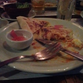 Catrina - Quesadilla con chorizo colorado - Mexican Near Me - Buenos Aires, C