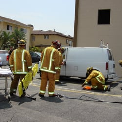 Redondo Beach Fire Department Station 2 - Using the Jaws Of Life