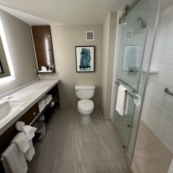 Delta Hotels by Marriott Basking Ridge - Hotels Near Me - Basking Ridge, New Jersey