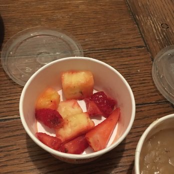 Cracker Barrel Old Country Store - This is how much fruit I got when I took out from here . Not even half - American Near Me - St. Augustine, Florida