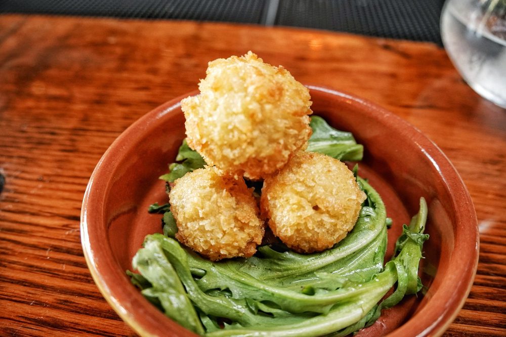 MARIPILI TAPAS BAR 212 Photos & 83 Reviews 1117 12th Ave, Seattle