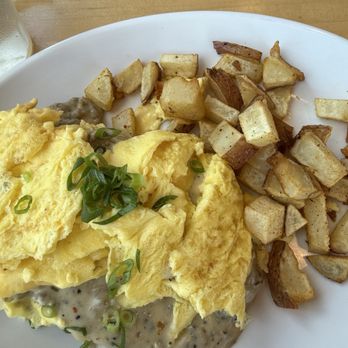 Munch Munch Waffles & More - Biscuit & Gravy & Eggs - Waffles Near Me - Liberty Hill, Texas Munch Munch Waffles & More - Biscuit & Gravy & Eggs - Waffles Near Me - Liberty Hill, Texas