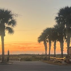 Ocean Grove RV resort - Catching a beautiful sunset. Right from the resort.