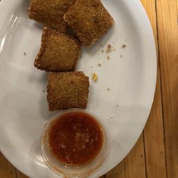 Fried ravioli (comes with 8 - we'd already taken 4) Fried ravioli (comes with 8 - we'd already taken 4)