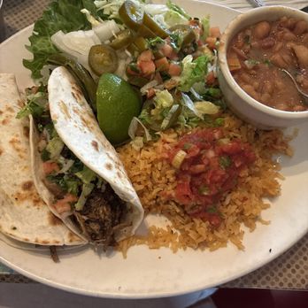 Dos Salsas Tex-Mex Restaurant - Tres tacos - Mexican Near Me - Cedar Park, Texas
