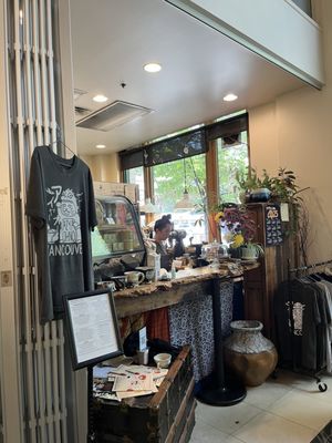 Aiyaohno Cafe by null