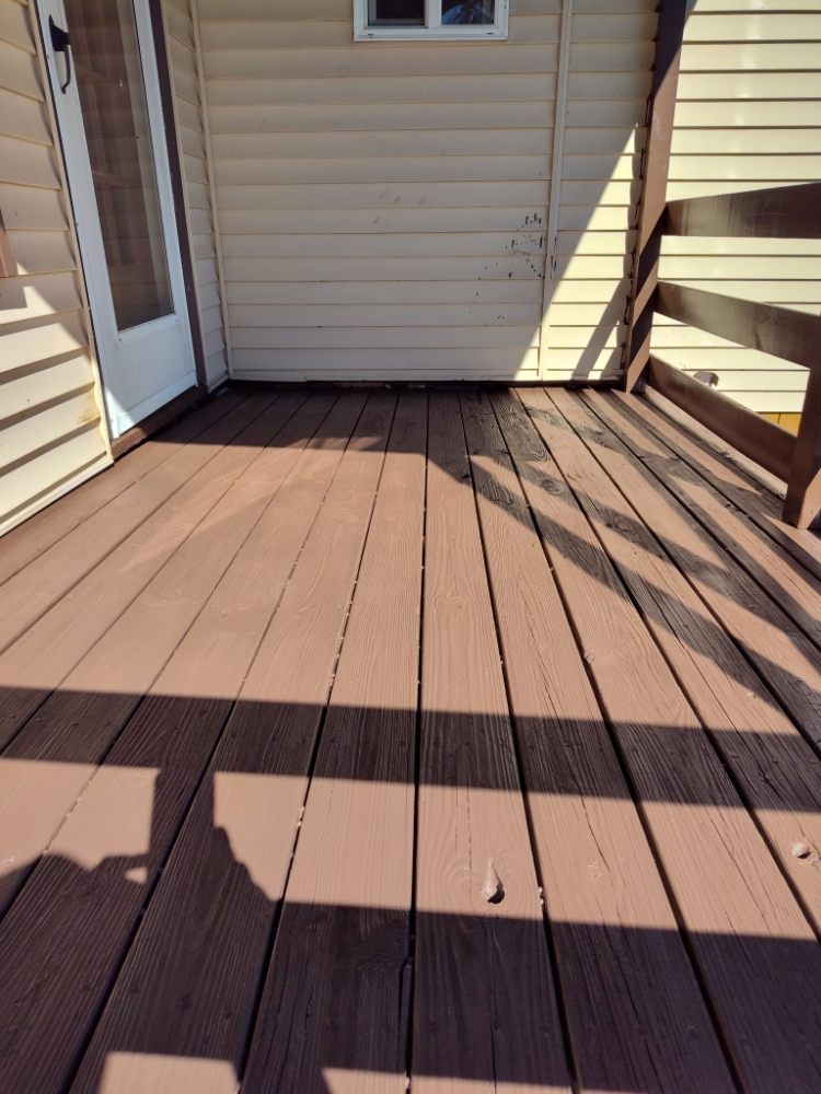 Slide of Tracy's Handyman