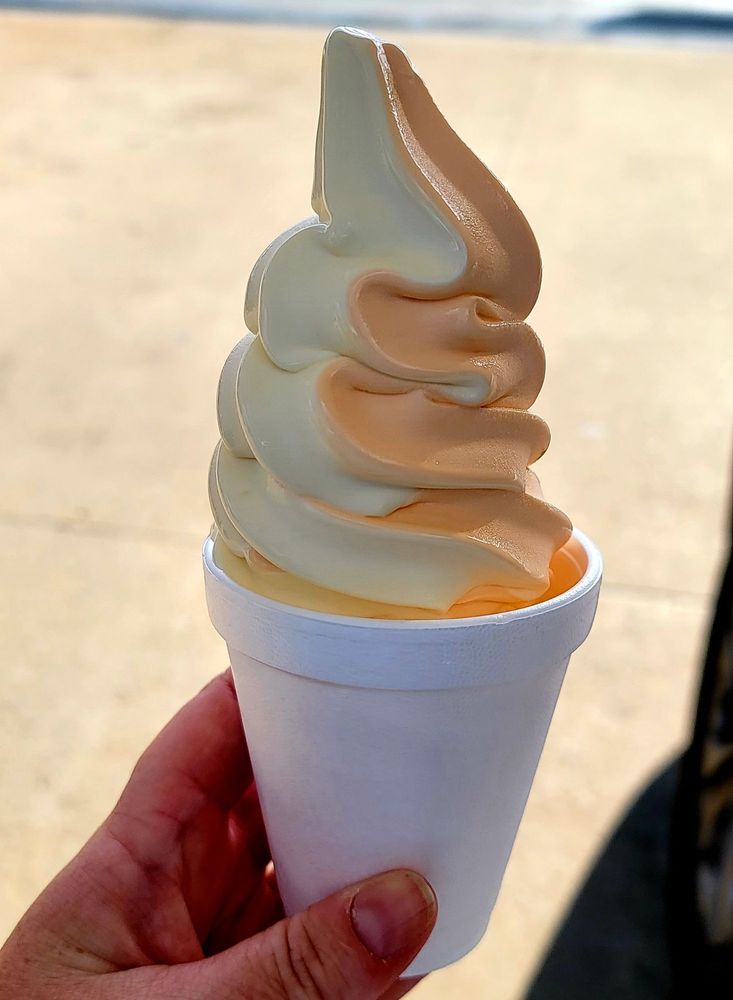 EXXON Updated June 2024 14 Photos 1006 OLD STATE ROUTE 74, BATAVIA, Ohio Gas Stations