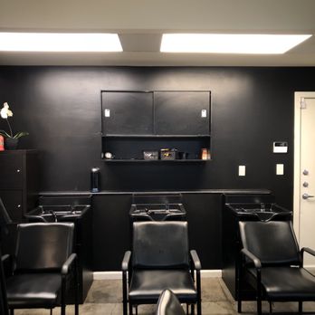 Salon Scenes - Updated decor - Hair Salons Near Me - Atlanta, Georgia