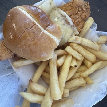 George’s Breakfast & Brunch - Fish sandwich - Chicken Wings Near Me - Tempe, Arizona George’s Breakfast & Brunch - Fish sandwich - Chicken Wings Near Me - Tempe, Arizona