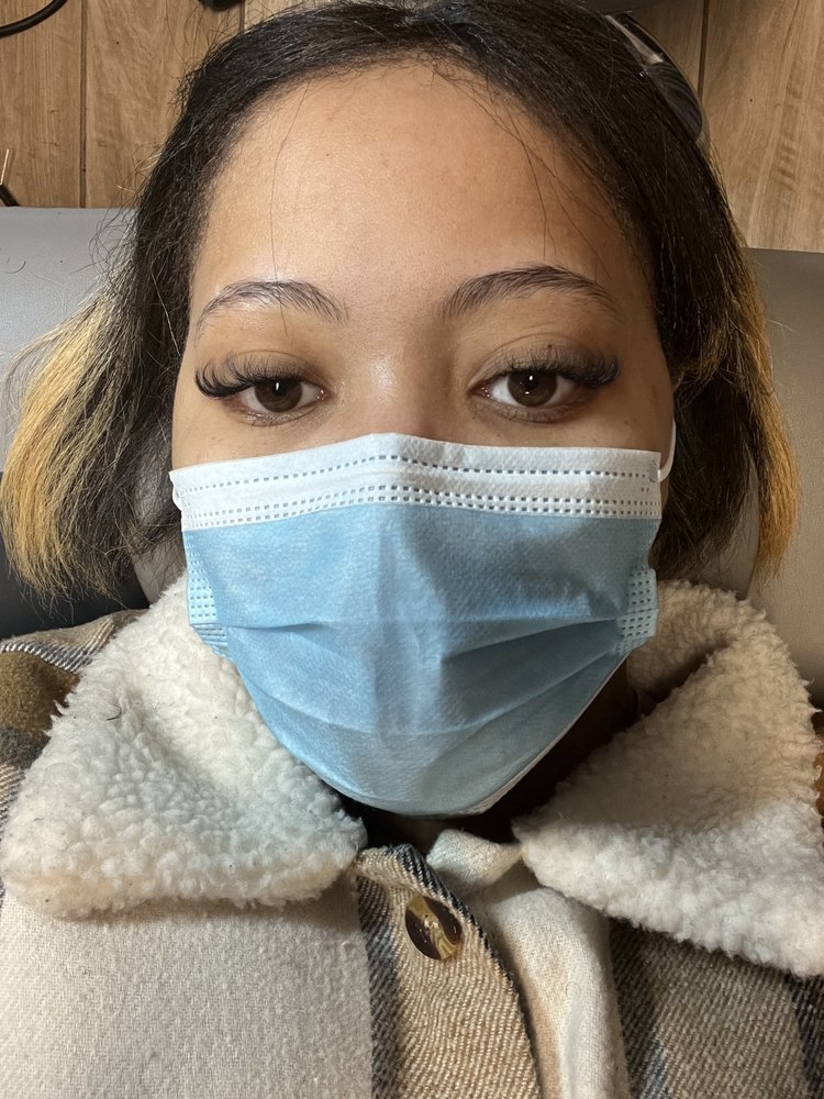 THE LASH LOUNGE Updated May 2024 20 Photos & 17 Reviews 909 E