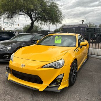 Paramount Auto Sales - Used Car Dealers Near Me - Tucson, Arizona Paramount Auto Sales - Used Car Dealers Near Me - Tucson, Arizona