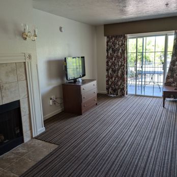 Best Western Clovis Cole - Hotels Near Me - Clovis, California