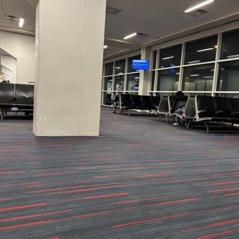 American Airlines - Airlines Near Me - Sacramento, California