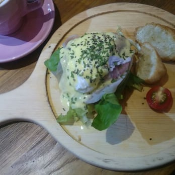 Miss Coffee - Egg benedict with black mushroom and parma ham - Cafes Near Me - Hong Kong, HK