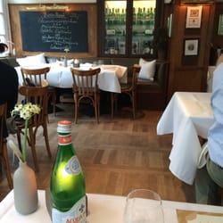 Hotel Kronenschlösschen - Wunderschön gestaltetes Bistro - frisch und dennoch klassisch-luxuriös