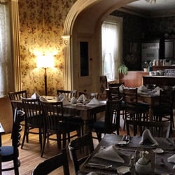 B & B Homeport Historic C1858 - Breakfast room