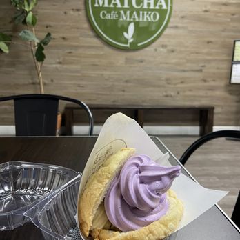 Matcha Cafe Maiko - Melon Pan Bread with Soft Serve Ice Cream with Matcha and Hojicha (hidden inside). - Ice Cream & Frozen Yogurt Near Me - Escondido, California