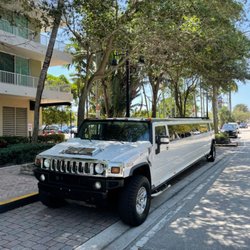LSDS Black Car Service - 14-Passenger Hummer Limousine