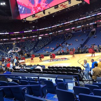 Smoothie King Center - Pre game action at the pelicans game - Stadiums & Arenas Near Me - New Orleans, Louisiana