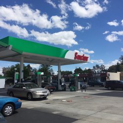 Shaw & Maroa 76 - View from pump 7