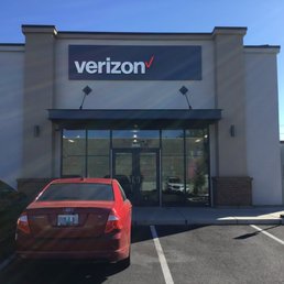 Exterior photo of Verizon - Mcminnville, Oregon Exterior photo of Verizon - Mcminnville, Oregon