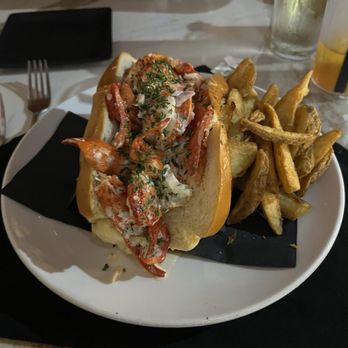 Tamara's Downtown - Biggest and Tastiest Lobster Roll - New American Near Me - Fairhope, Alabama Tamara's Downtown - Biggest and Tastiest Lobster Roll - New American Near Me - Fairhope, Alabama